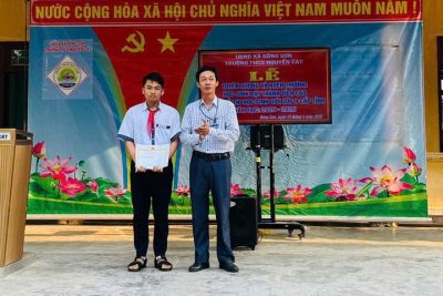 TRƯỜNG THCS NGUYỄN CÁT TỔ CHỨC LỄ TUYÊN DƯƠNG, KHEN THƯỞNG HỌC SINH ĐẠT THÀNH TÍCH CAO TRONG KỲ THI HỌC SINH GIỎI CẤP TỈNH